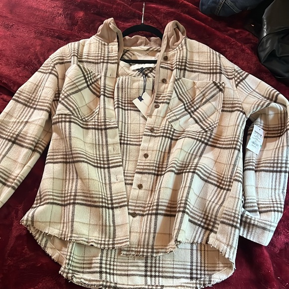 Plaid Button-Up Jacket - Picture 3 of 4